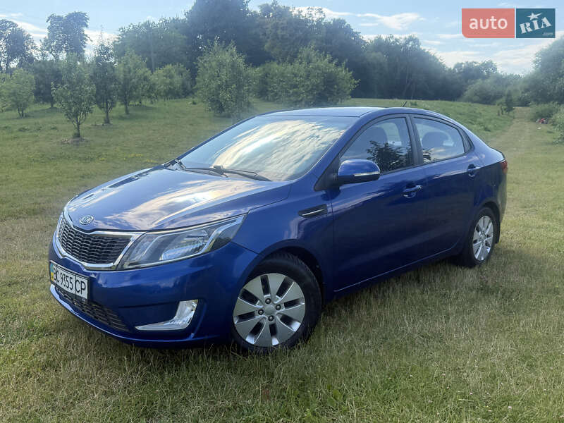 Седан Kia Rio 2012 в Львове