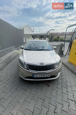Седан Kia Rio 2012 в Черновцах