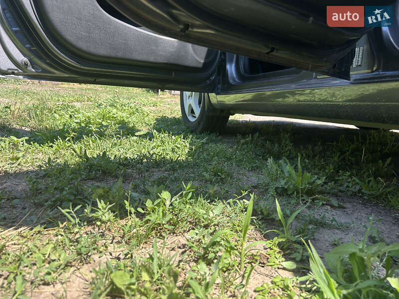 Седан Kia Rio 2012 в Лубнах