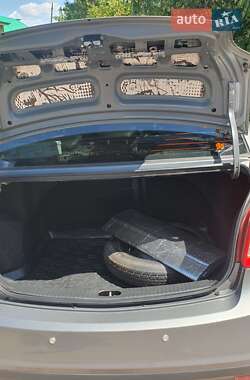 Седан Kia Rio 2011 в 