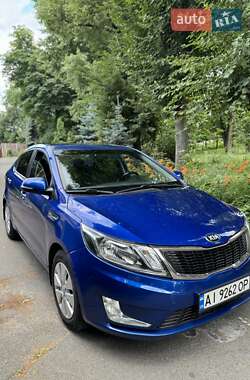 Седан Kia Rio 2013 в Києві
