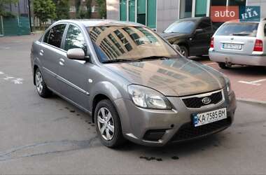 Седан Kia Rio 2011 в 
