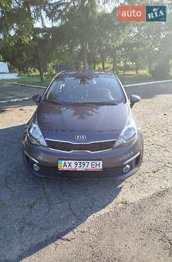 Седан Kia Rio 2015 в Коротичу