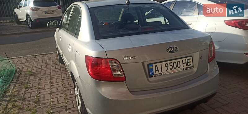 Kia Rio 2010