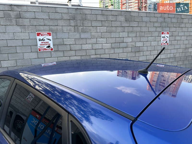 Хетчбек Kia Rio 2012 в Києві