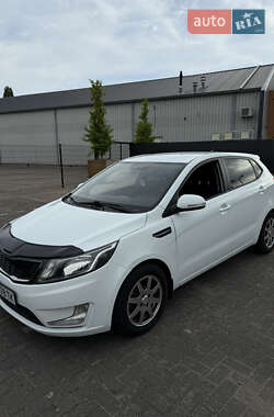Хэтчбек Kia Rio 2012 в Одессе