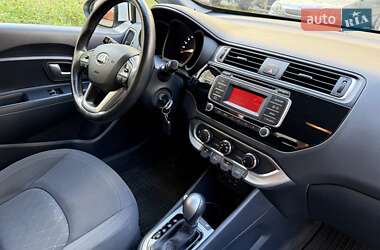 Седан Kia Rio 2016 в 