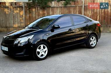 Kia Rio 2012 Kia Rio 2012
