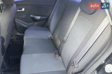 Седан Kia Rio 2012 в 