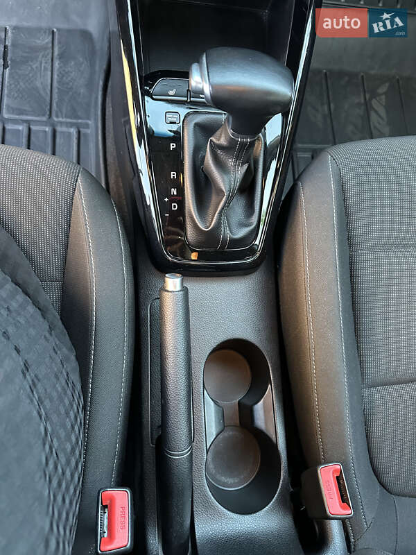 Хэтчбек Kia Rio 2017 в Львове
