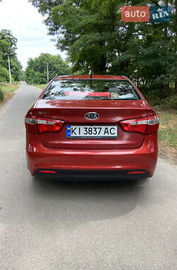 Седан Kia Rio 2011 в 