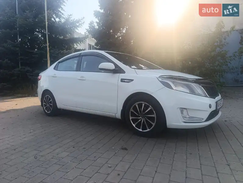 Kia Rio 2013
