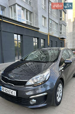 Седан Kia Rio 2016 в Ивано-Франковске