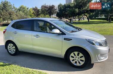 Хэтчбек Kia Rio 2013 в Днепре