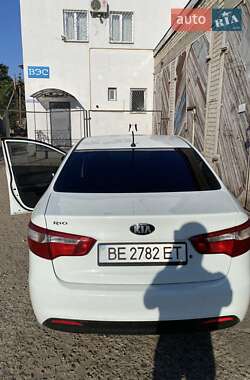 Седан Kia Rio 2013 в Николаеве