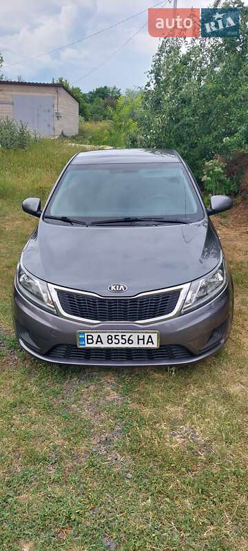 Седан Kia Rio 2013 в Первомайске