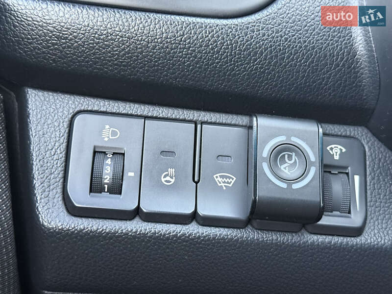 Седан Kia Rio 2014 в Дніпрі