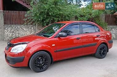 Седан Kia Rio 2007 в Николаеве