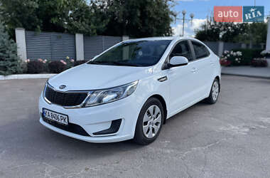 Седан Kia Rio 2013 в Козельце