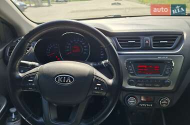 Седан Kia Rio 2011 в 