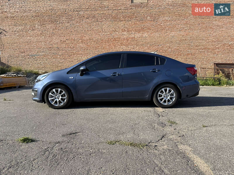 Седан Kia Rio 2015 в Виннице фото 18 Седан Kia Rio 2015 в Виннице