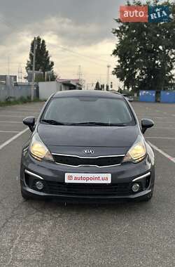 Хетчбек Kia Rio 2015 в Білогородці