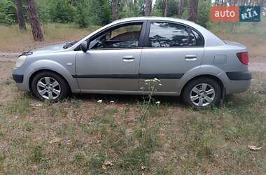 Седан Kia Rio 2007 в Черкасах