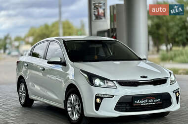 Седан Kia Rio 2018 в Миколаєві