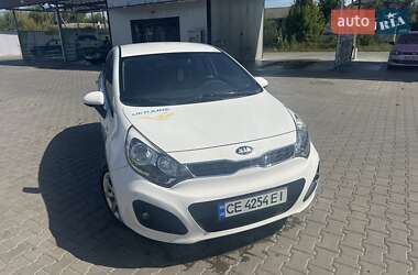 Хетчбек Kia Rio 2014 в Новоселиці