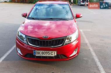 Хетчбек Kia Rio 2012 в Здолбуніві