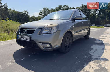 Седан Kia Rio 2010 в Києві