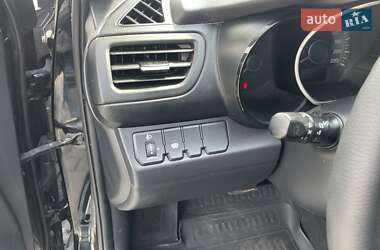 Седан Kia Rio 2012 в 