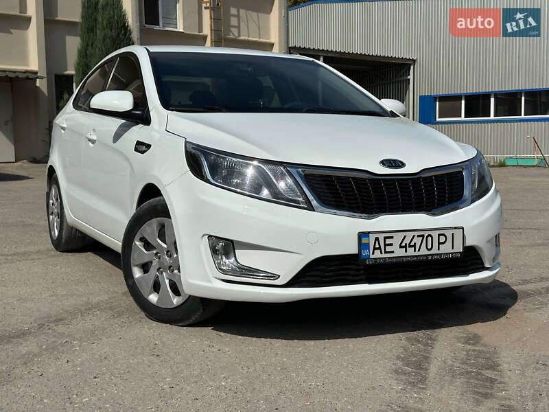 Седан Kia Rio 2012 в Днепре фото 4 Седан Kia Rio 2012 в Днепре