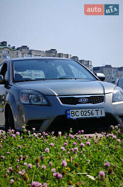 Хетчбек Kia Rio 2010 в Кам'янському