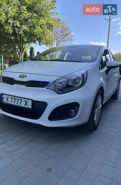 Хэтчбек Kia Rio 2014 в Днепре