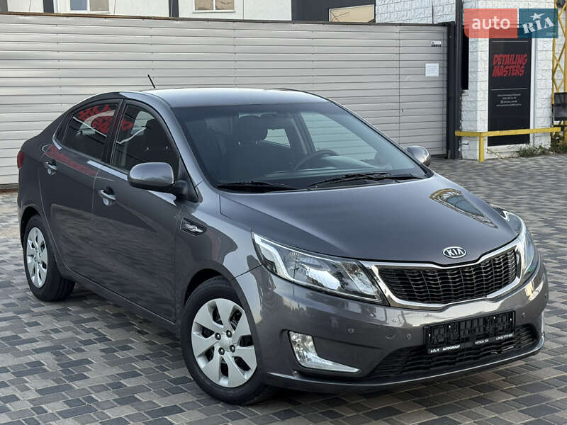 Седан Kia Rio 2012 в Одессе