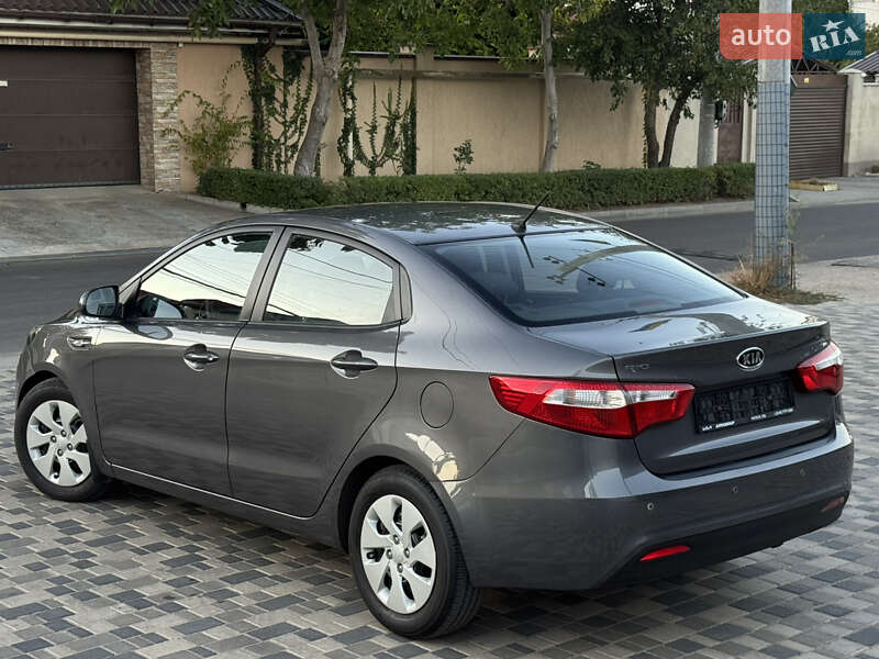 Седан Kia Rio 2012 в Одессе