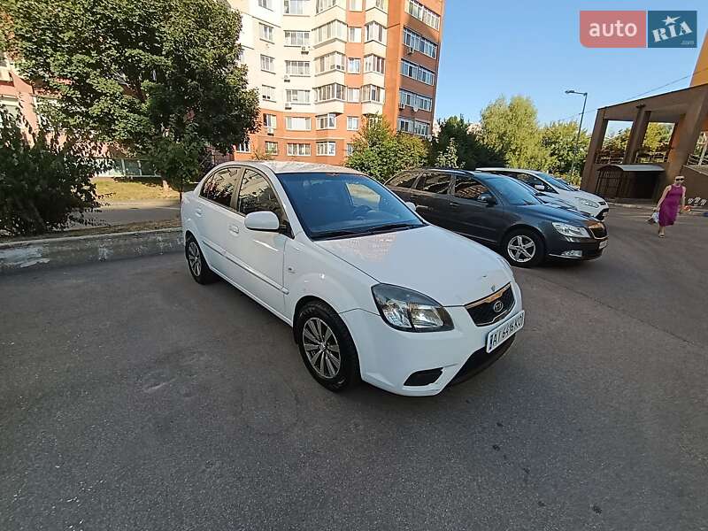Kia Rio 2010