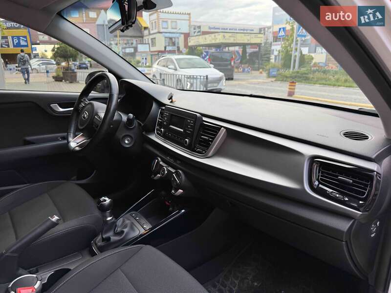 Хэтчбек Kia Rio 2018 в Львове