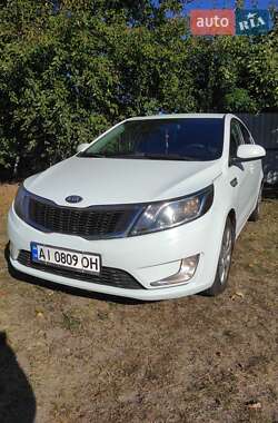 Седан Kia Rio 2013 в Нежине