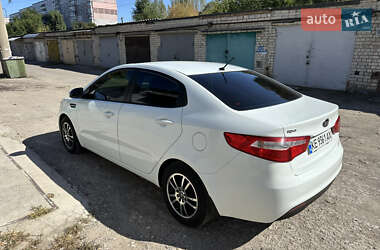 Седан Kia Rio 2012 в 