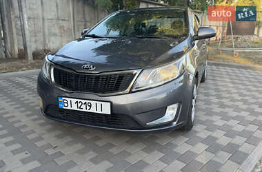 Седан Kia Rio 2013 в 