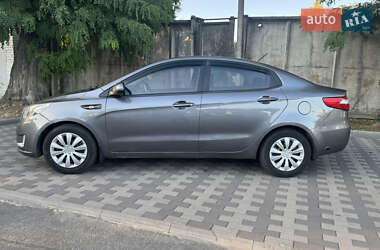 Седан Kia Rio 2013 в 