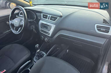 Седан Kia Rio 2013 в 