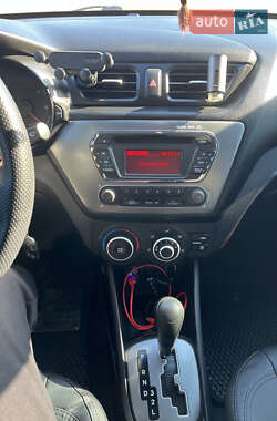 Седан Kia Rio 2013 в 