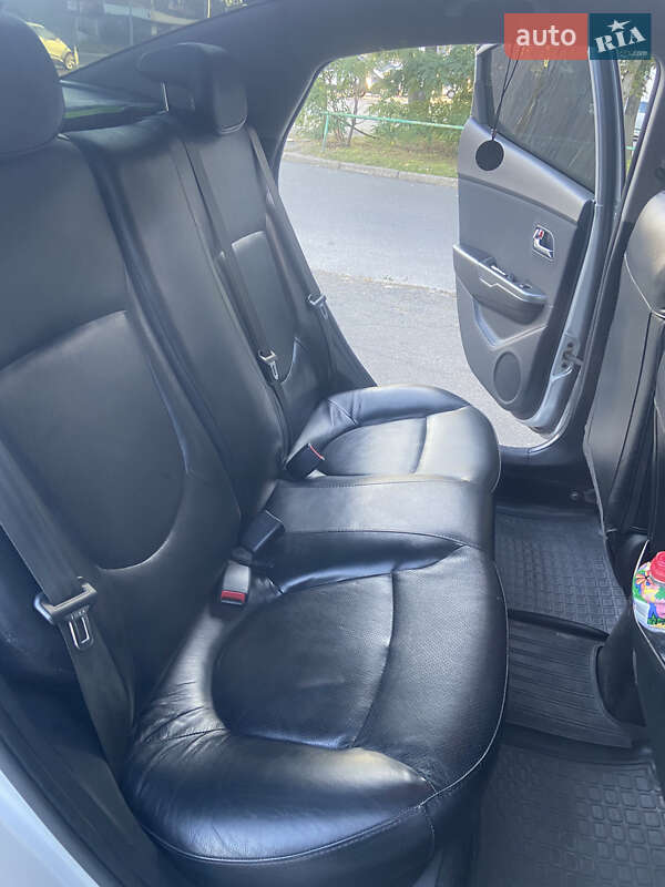 Седан Kia Rio 2013 в Киеве