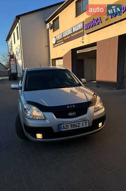 Хэтчбек Kia Rio 2005 в Виннице