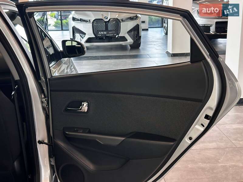 Седан Kia Rio 2012 в Львове