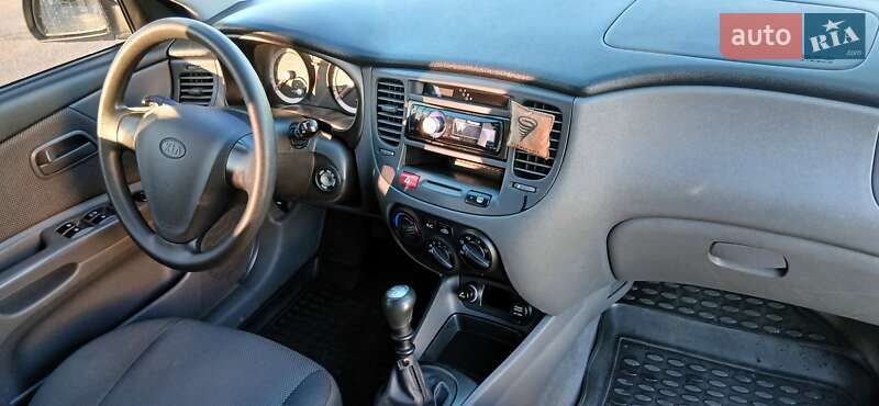 Хетчбек Kia Rio 2006 в Білій Церкві фото 13 Хетчбек Kia Rio 2006 в Білій Церкві