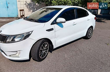 Седан Kia Rio 2012 в Києві